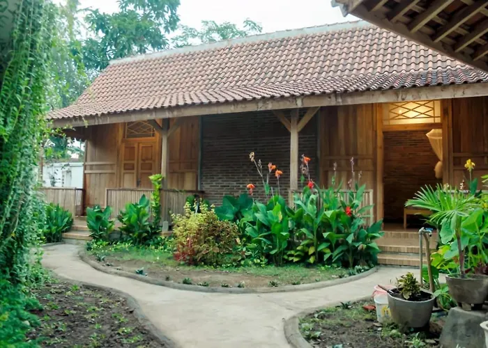 Pinarak Homestay